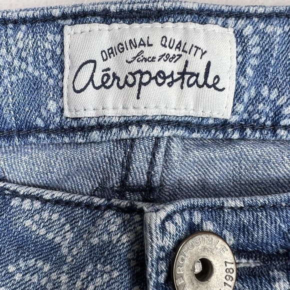 Aeropostale Blue & White Floral Low-Rise Stretch Denim Cutoff Jean Shorts Sz 0 - Picture 7 of 10